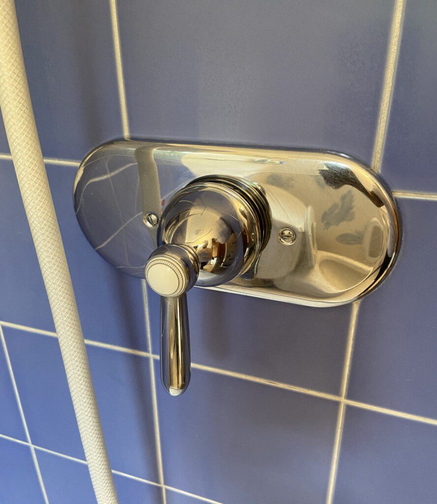 Move In/Out Deep Clean - Clean Bathroom Fixture - Coast Cleaning Service Santa Cruz